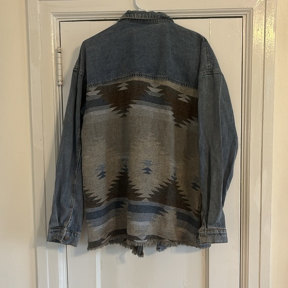 Western Jean Jacket. Never Worn. Tag Attached. Size Large - Picture 2 of 2